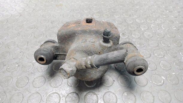 Foto: BREMSSATTEL VORNE RECHTS eines Toyota Starlet 1.3 XLi