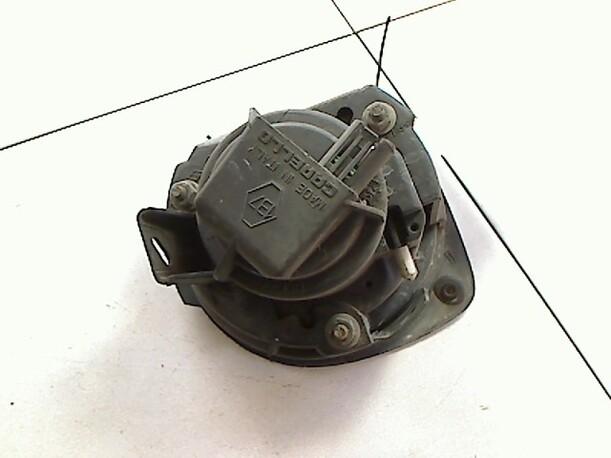 Foto: NEBELSCHEINWERFER LINKS eines Renault Clio 1.2 Extreme