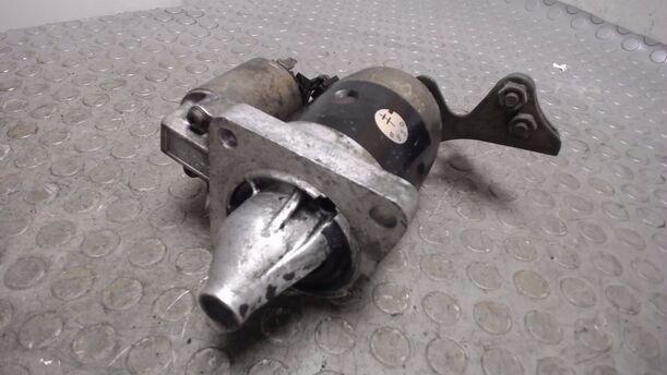 Foto: ANLASSER / STARTER eines Mazda 323 1.6i GLX
