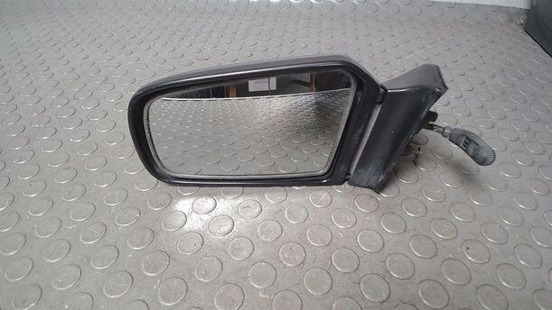 Foto: AUSSENSPIEGEL MECHANISCH VERSTELLBAR LINKS eines Mazda 323 1.6i GLX