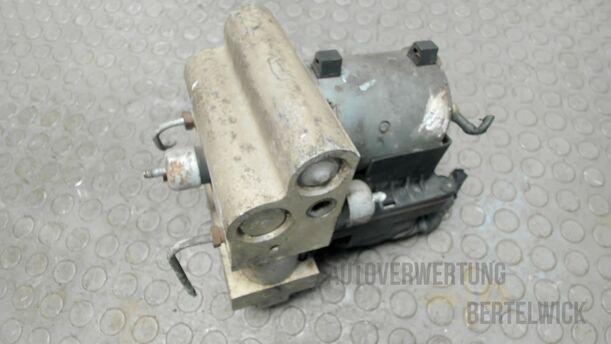 Foto: HAUPTBREMSAGGREGAT ABS eines Alfa Romeo 145 1.6