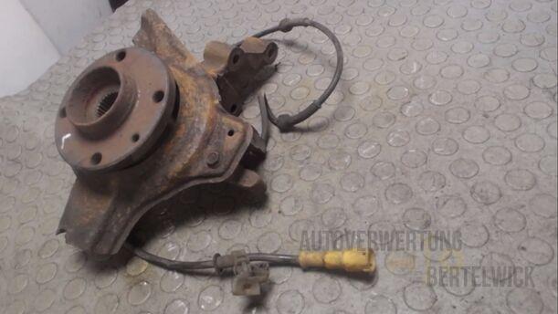 Foto: ACHSSCHENKEL VORNE LINKS eines Alfa Romeo 145 1.6