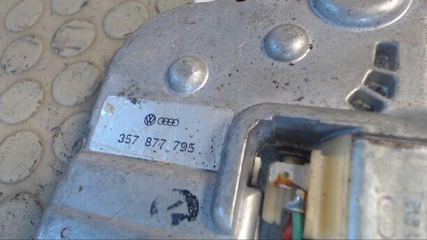Foto: SCHIEBEDACHMOTOR eines VW Passat Variant 1.9 CL