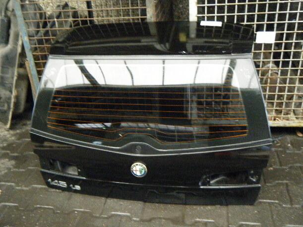 Foto: HECKKLAPPE / HECKDECKEL eines Alfa Romeo 145 1.6