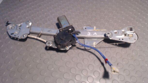 Foto: FENSTERHEBER ELEKTR VORN RECHTS eines Mazda 626 2.5i V6