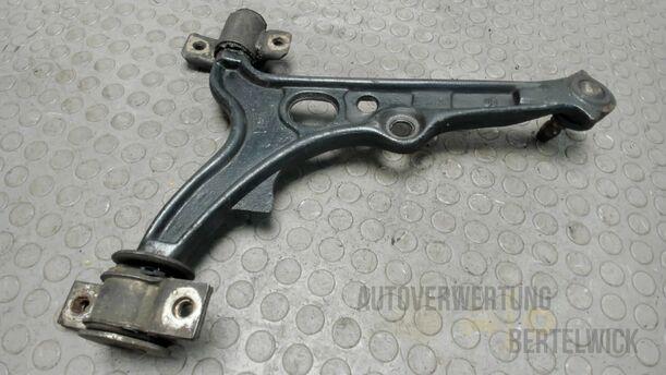 Foto: QUERLENKER VORNE LINKS eines Alfa Romeo 145 1.6