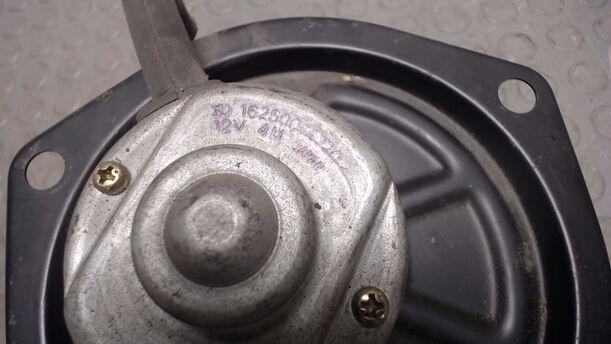 Foto: GEBLÄSEMOTOR / HEIZUNGSGEBLÄSE eines Mitsubishi Eclipse 2000 16V GSi