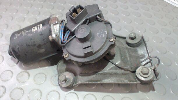 Foto: SCHEIBENWISCHERMOTOR VORN eines Mazda 626 2.5i V6