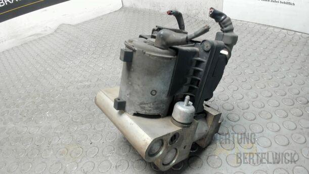 Foto: HAUPTBREMSAGGREGAT ABS eines Alfa Romeo 145 1.6