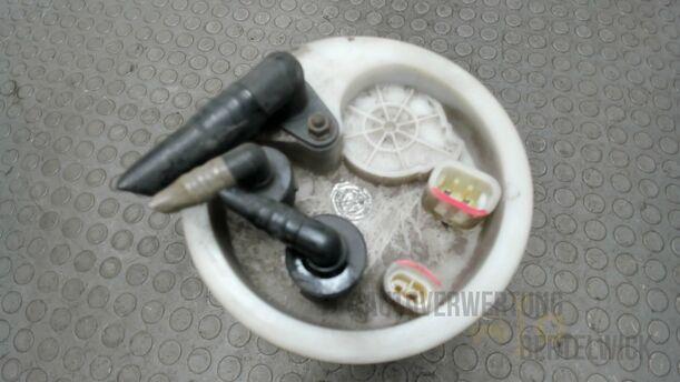 Foto: KRAFTSTOFFPUMPE eines Alfa Romeo 145 1.6