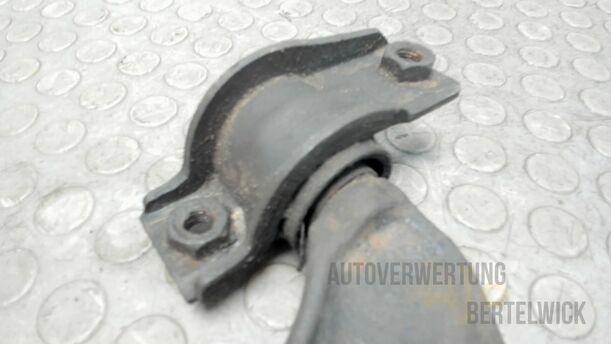 Foto: QUERLENKER VORNE LINKS eines Alfa Romeo 145 1.6
