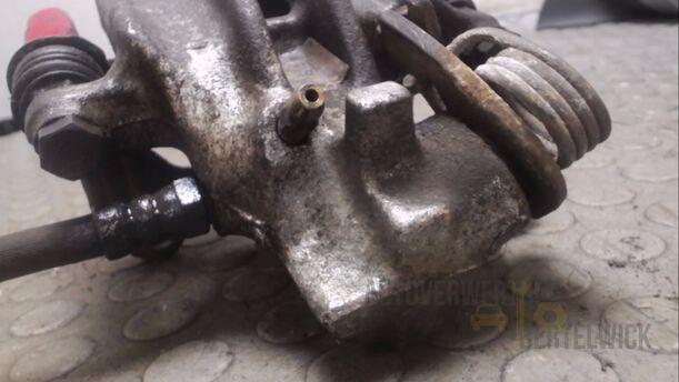 Foto: BREMSSATTEL HINTEN RECHTS eines Alfa Romeo 145 1.6