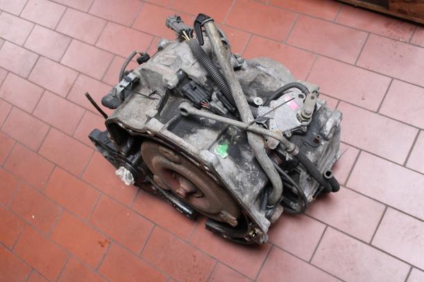 Foto: AUTOMATIK-GETRIEBE AF20 eines Opel Vectra Special