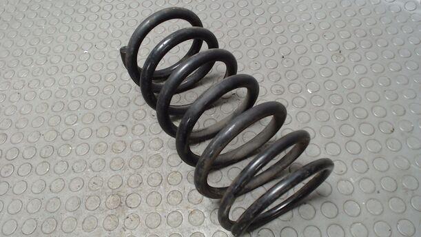 Foto: FEDER HINTEN LINKS eines Ford Sierra Turnier 4x4 CLX