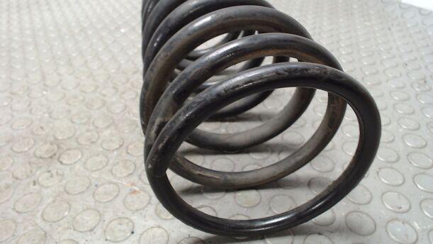 Foto: FEDER HINTEN LINKS eines Ford Sierra Turnier 4x4 CLX