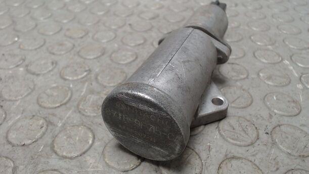 Foto: LEERLAUFREGELVENTIL eines Ford Sierra Turnier CL