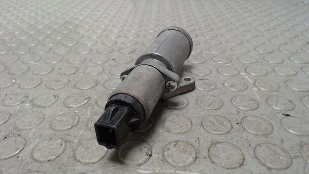 Foto: LEERLAUFREGELVENTIL eines Ford Sierra Turnier CL