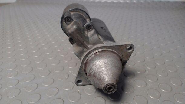 Foto: ANLASSER / STARTER BOSCH eines Opel Corsa City