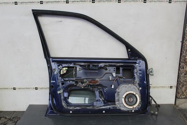 Foto: TÜR VORNE LINKS eines Nissan Primera Traveller 1.6 LX