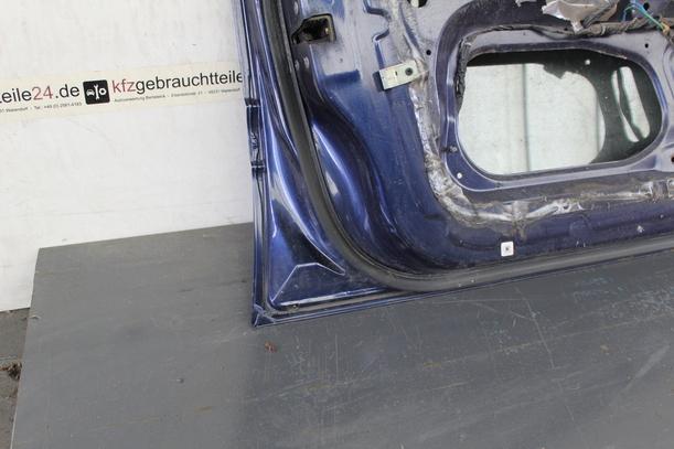 Foto: TÜR VORNE LINKS eines Nissan Primera Traveller 1.6 LX