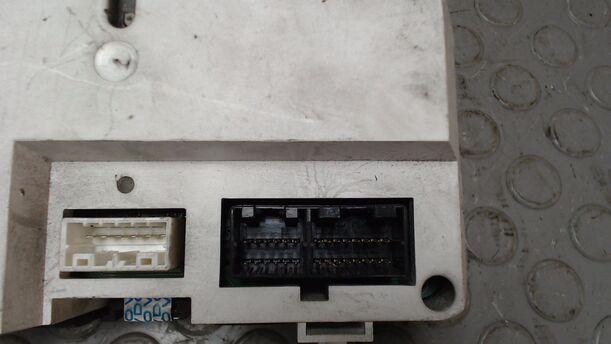 Foto: TACHOEINHEIT eines Fiat Multipla 100 16V SX