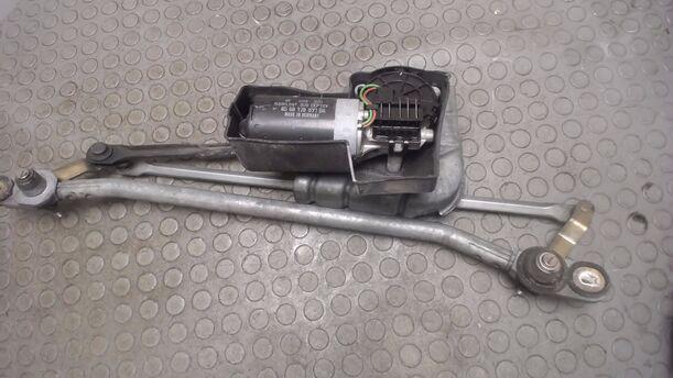 Foto: SCHEIBENWISCHERMOTOR VORN eines Ford Scorpio Turnier CLX