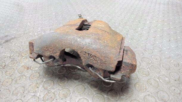 Foto: BREMSSATTEL VORN LINKS eines Ford Scorpio Turnier CLX