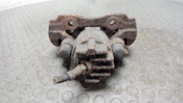 Foto: BREMSSATTEL VORN LINKS eines Ford Scorpio Turnier CLX