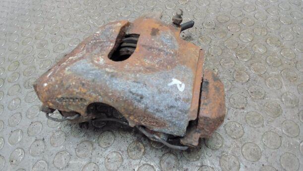 Foto: BREMSSATTEL VORN RECHTS eines Ford Scorpio Turnier CLX