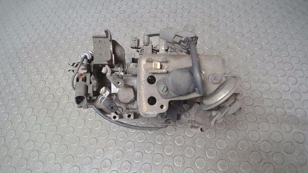 Foto: DIESELEINSPRITZPUMPE ( FÜR BASTLER ) eines Nissan Primera Traveller 2.0 SLX