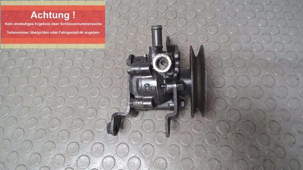 Foto: LENKGETRIEBEPUMPE eines Nissan Primera Traveller 2.0 SLX