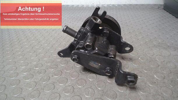 Foto: LENKGETRIEBEPUMPE eines Nissan Primera Traveller 2.0 SLX
