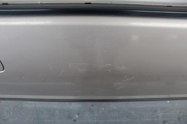 Foto: TÜR VORNE RECHTS eines Nissan Primera Traveller 2.0 SLX