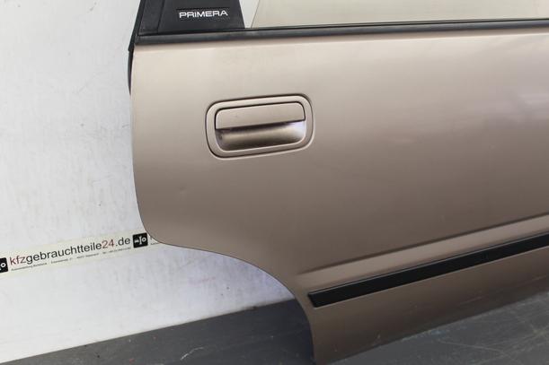 Foto: TÜR HINTEN RECHTS eines Nissan Primera Traveller 2.0 SLX