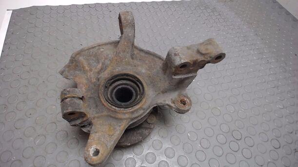 Foto: ACHSSCHENKEL VORNE LINKS eines Mazda 626 1.9i LX