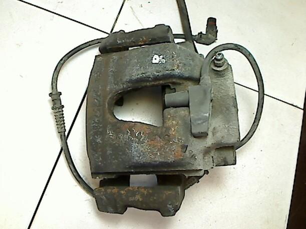 Foto: BREMSSATTEL VR eines Mercedes-Benz E 240 T Classic
