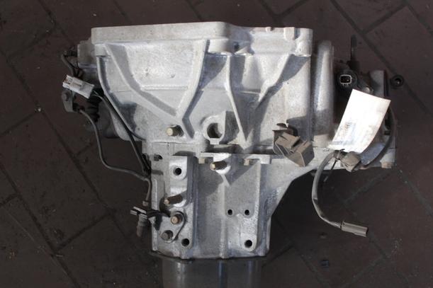 Foto: SCHALTGETRIEBE 5-GANG eines Mazda 626 1.9i GLX