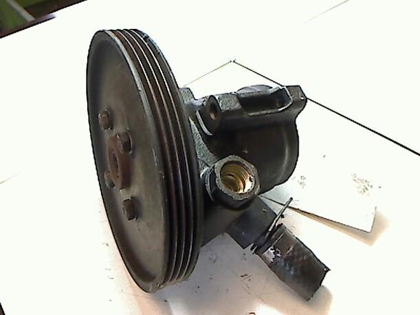 Foto: LENKGETRIEBEPUMPE eines Peugeot 405 Break GRI
