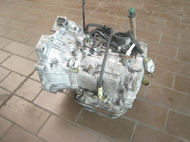 Foto: AUTOMATIK-GETRIEBE eines Daihatsu Cuore Njoy