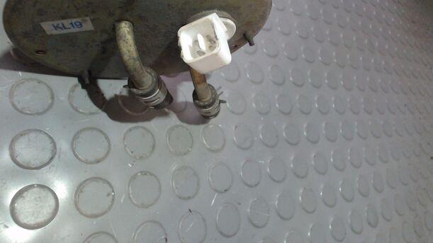 Foto: KRAFTSTOFFPUMPE eines Mazda 626 1.9i Njoy
