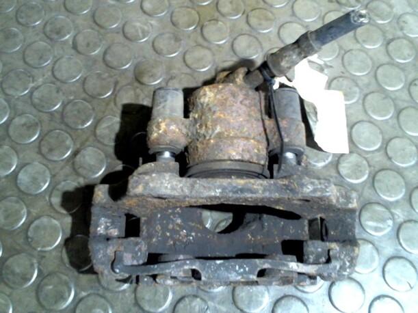 Foto: BREMSSATTEL HINTEN RECHTS eines BMW 318i GLE Intercooler