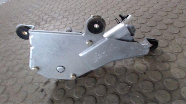Foto: SCHEIBENWISCHERMOTOR HINTEN eines Ford Mondeo Turnier CL