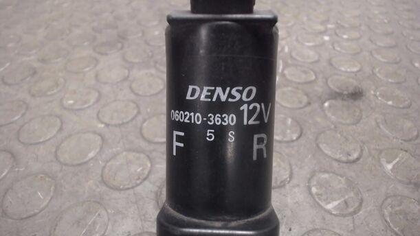Foto: SCHEIBENWASCHPUMPE ( DENSO ) eines Saab 9-3 2.0i Turbo CL