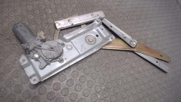 Foto: FENSTERHEBER ELEKTRISCH VORNE LINKS (4/5-TÜRER) eines Saab 9-3 2.0i Turbo