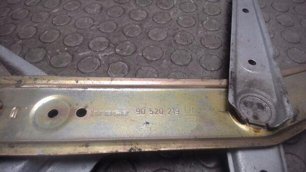 Foto: FENSTERHEBER ELEKTRISCH VORNE LINKS (4/5-TÜRER) eines Saab 9-3 2.0i Turbo