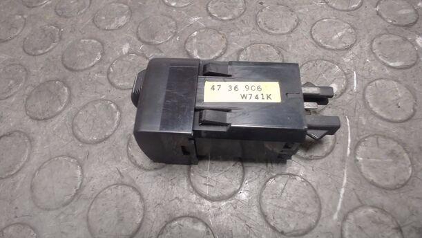 Foto: SCHALTER LEUCHTWEITENVERSTELLUNG eines Saab 9-3 2.0i Turbo