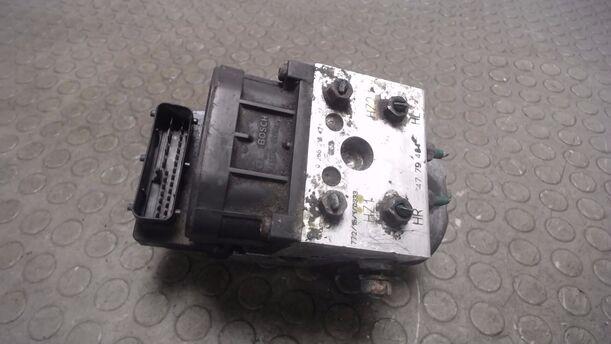 Foto: HAUPTBREMSAGGREGAT ABS eines Saab 9-3 2.0i Turbo