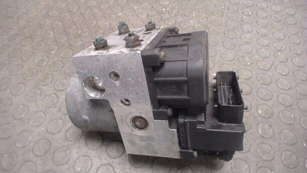 Foto: HAUPTBREMSAGGREGAT ABS eines Saab 9-3 2.0i Turbo