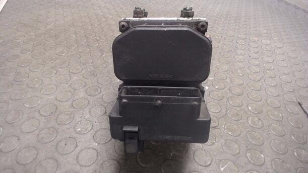 Foto: HAUPTBREMSAGGREGAT ABS eines Saab 9-3 2.0i Turbo