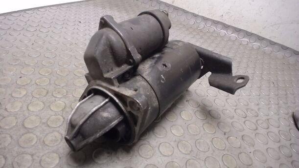 Foto: ANLASSER / STARTER DELCO eines OPEL REKORD E CARAVAN 18E